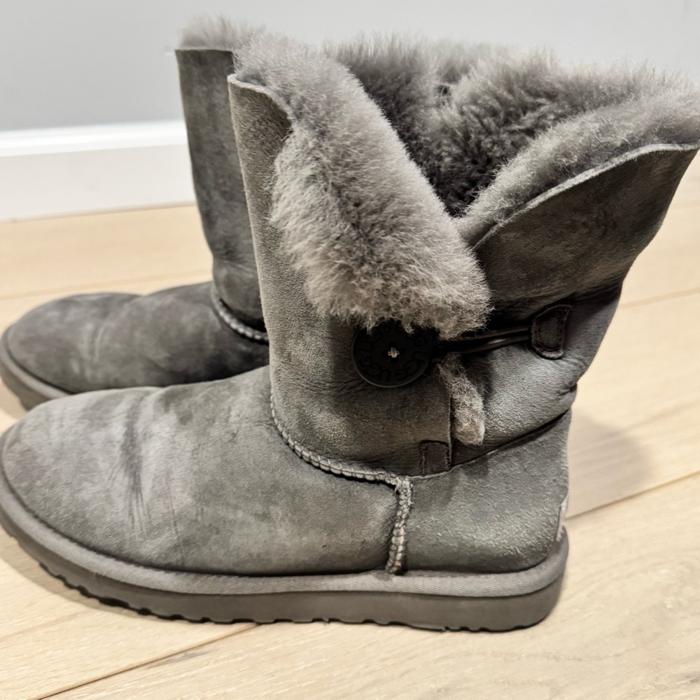 UGGs Gray Suede Women's Boots